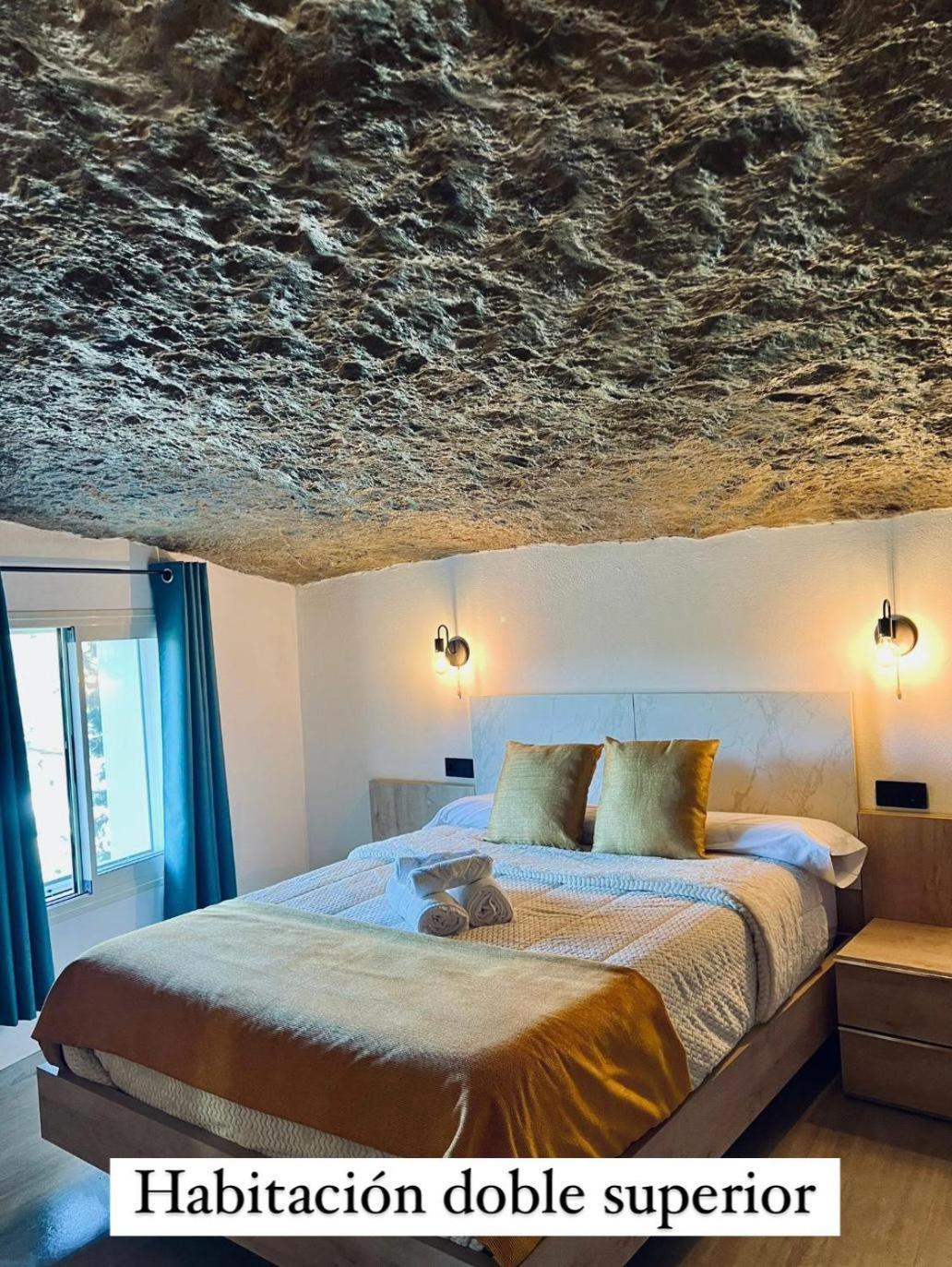 Cueva Luxe Las Calcetas Setenil De Las Bodegas エクステリア 写真