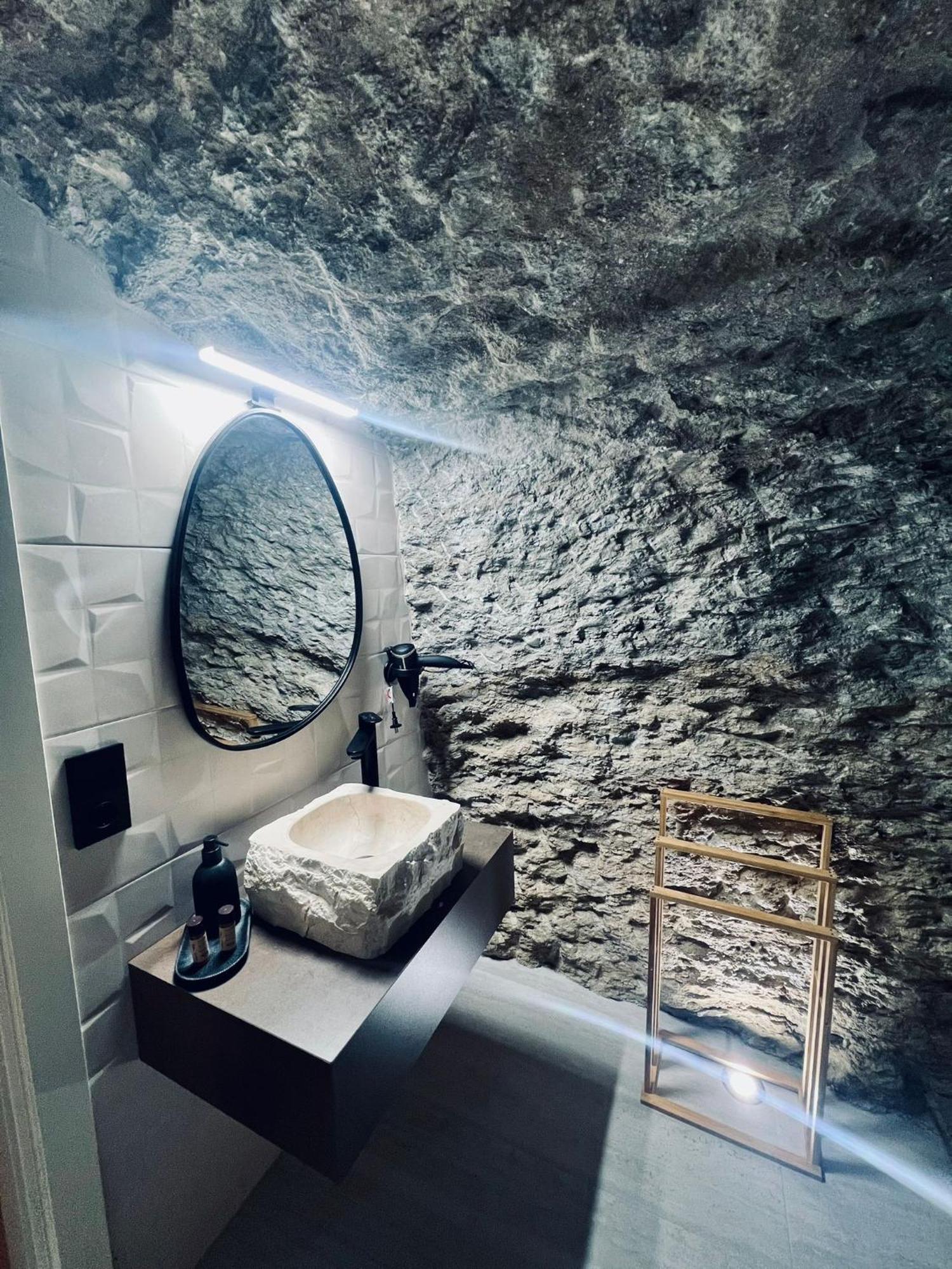 Cueva Luxe Las Calcetas Setenil De Las Bodegas エクステリア 写真